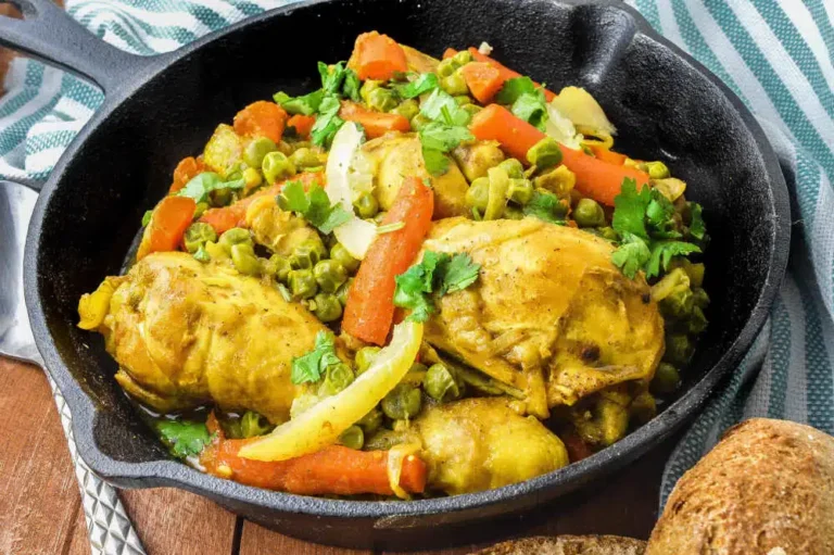 Moroccan spiced fish fillets and bell peppers in tomato sauce